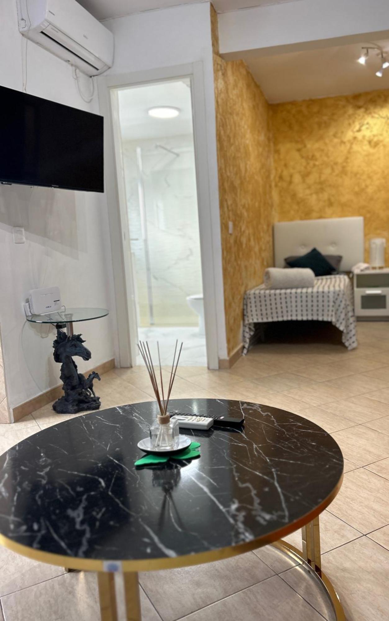 Urban&Vacay! Suite - Torremolinos City Centre Exterior photo